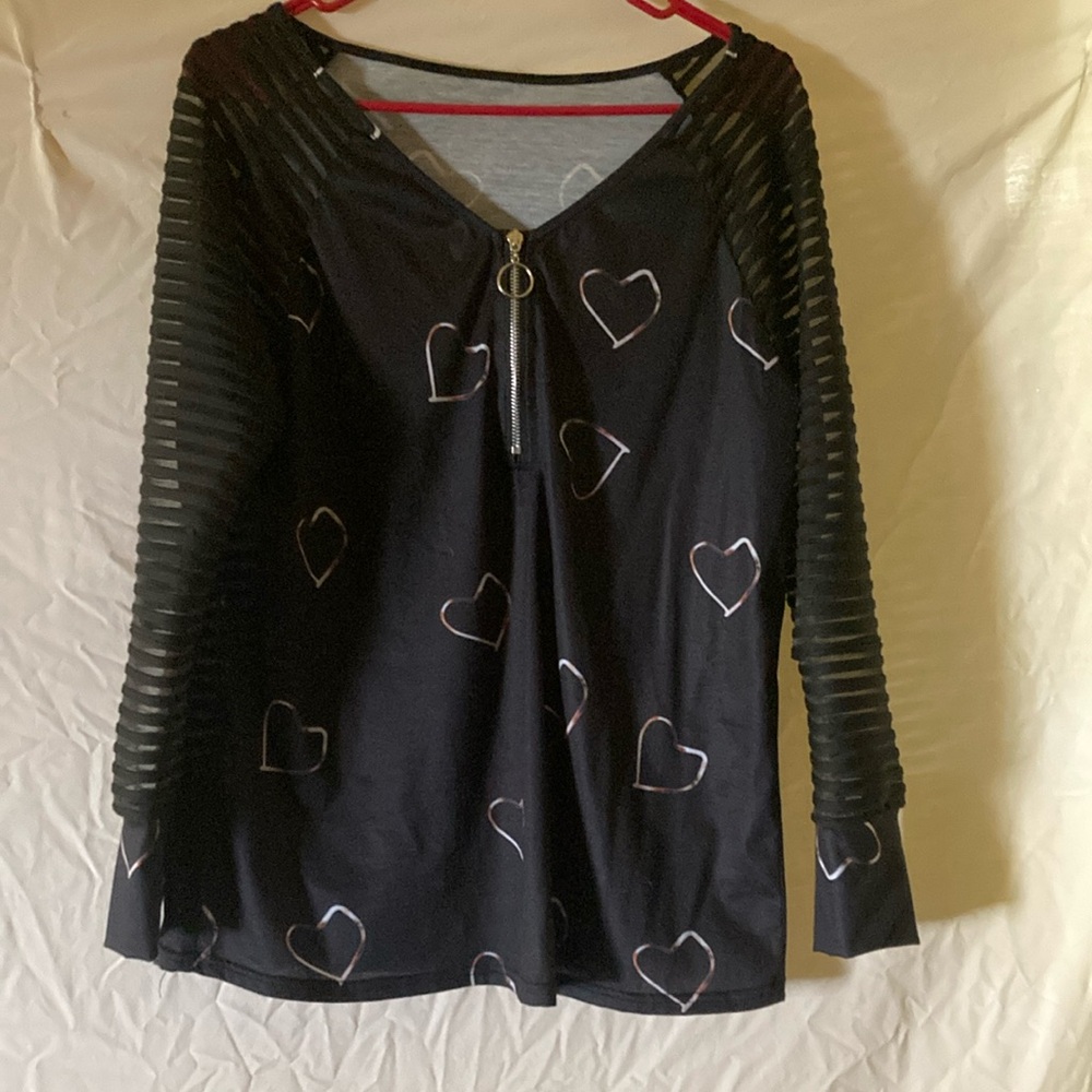 Black Graphic Zippered Long Sleeve Blouse